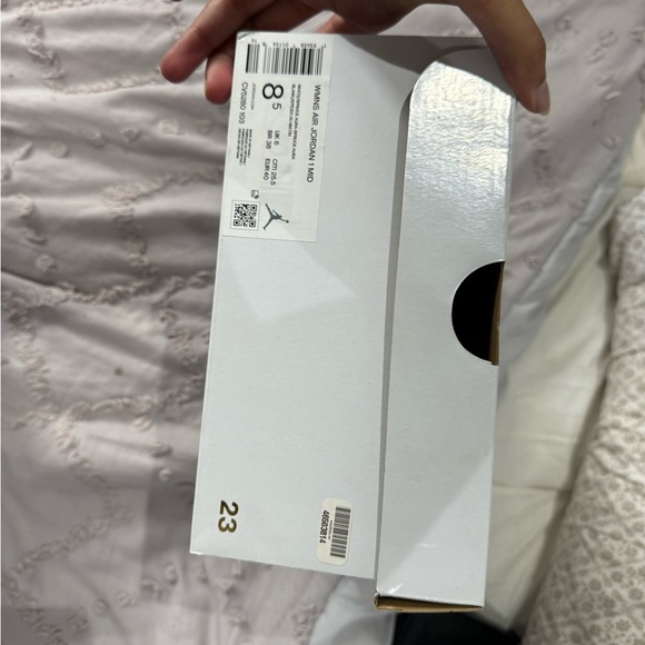 Jordan 1 Aura Mid - Picture 5 of 7